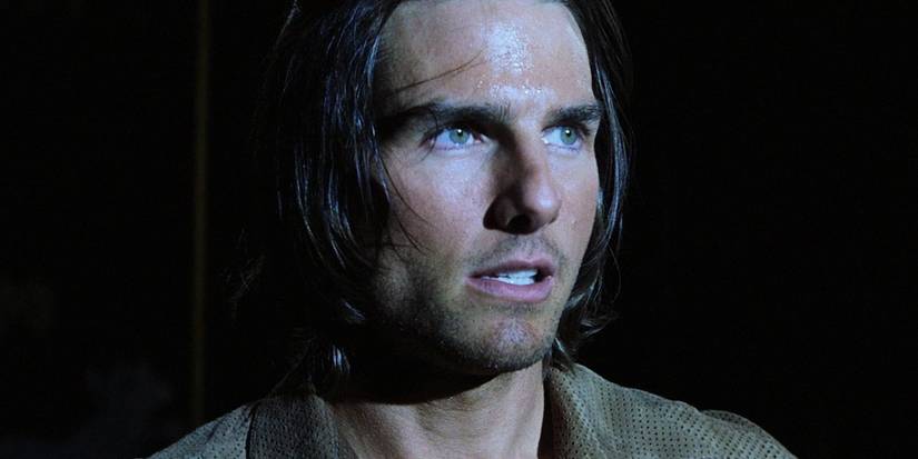 Tom Cruise as Frank T.J. Mackey looking intently ahead in Magnolia