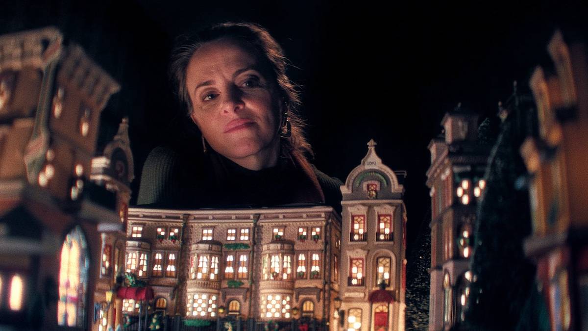 This Underrated Christmas Movie From Last Year Features the Daughters of Martin Scorsese and Steven Spielberg
