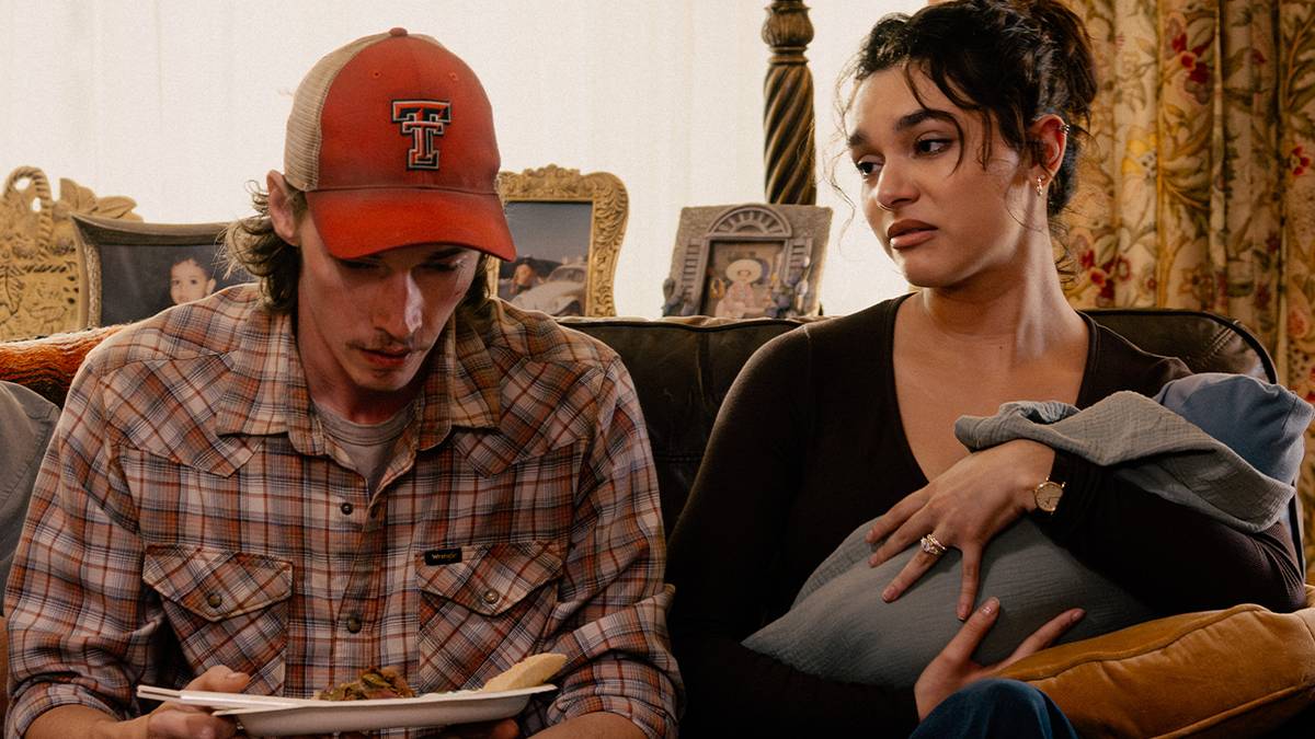 Landman' Star Says Ariana Is “Open to Exploring” Her Relationship With Cooper