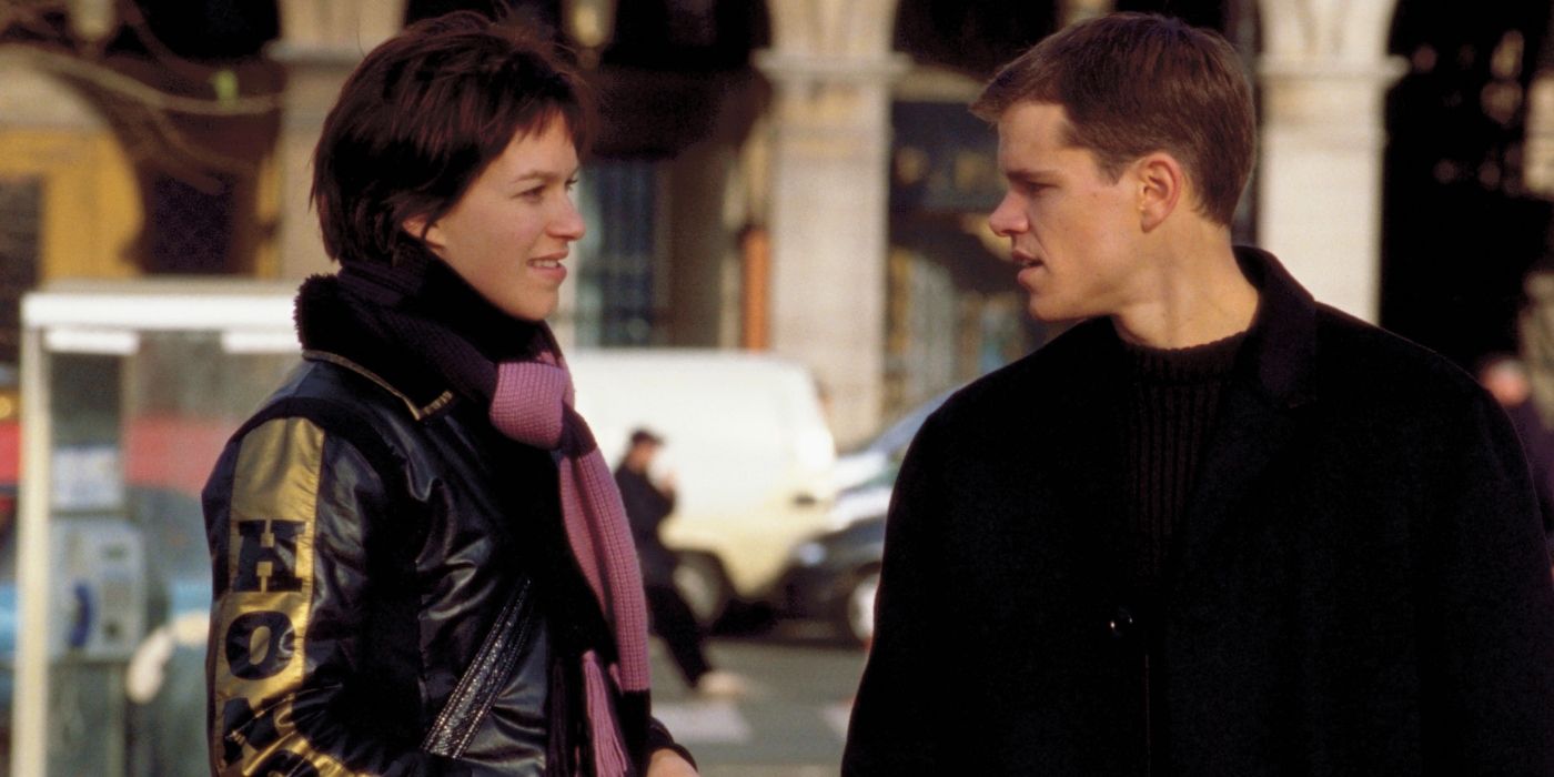 the-bourne-identity-matt-damon-franka-potente Matt Damon's Gritty James Bond Replacement Is Officially Streaming on Netflix