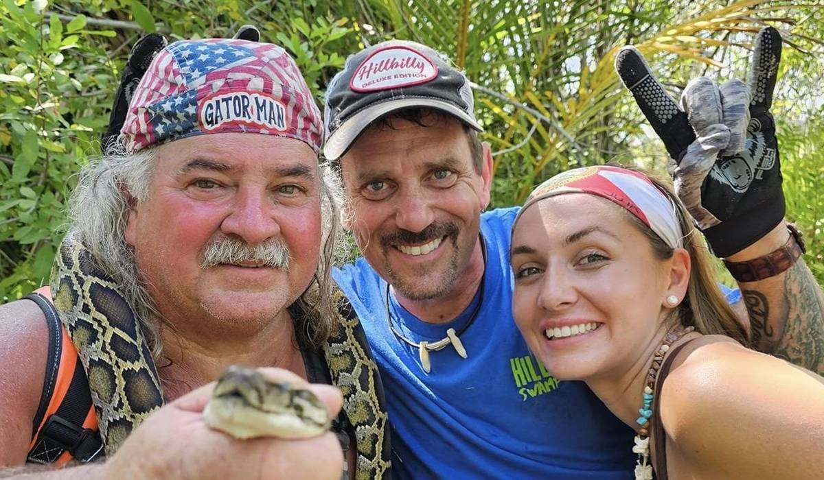 “We Looked at Every Job”: How 'Swamp People' Became an Instant Hit for the History  Channel
