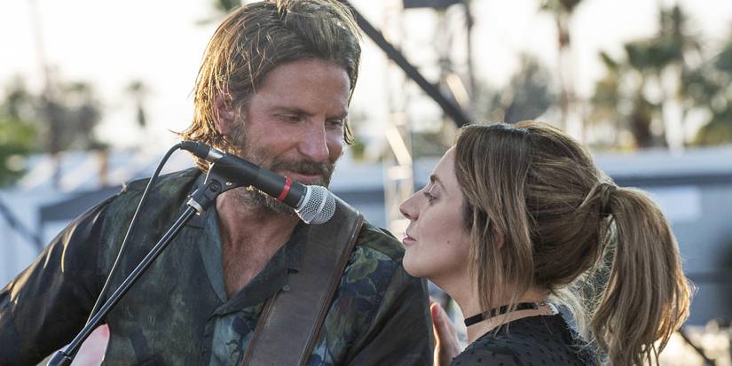 Bradley Cooper and Lady Gaga performing in 'A Star is Born'
