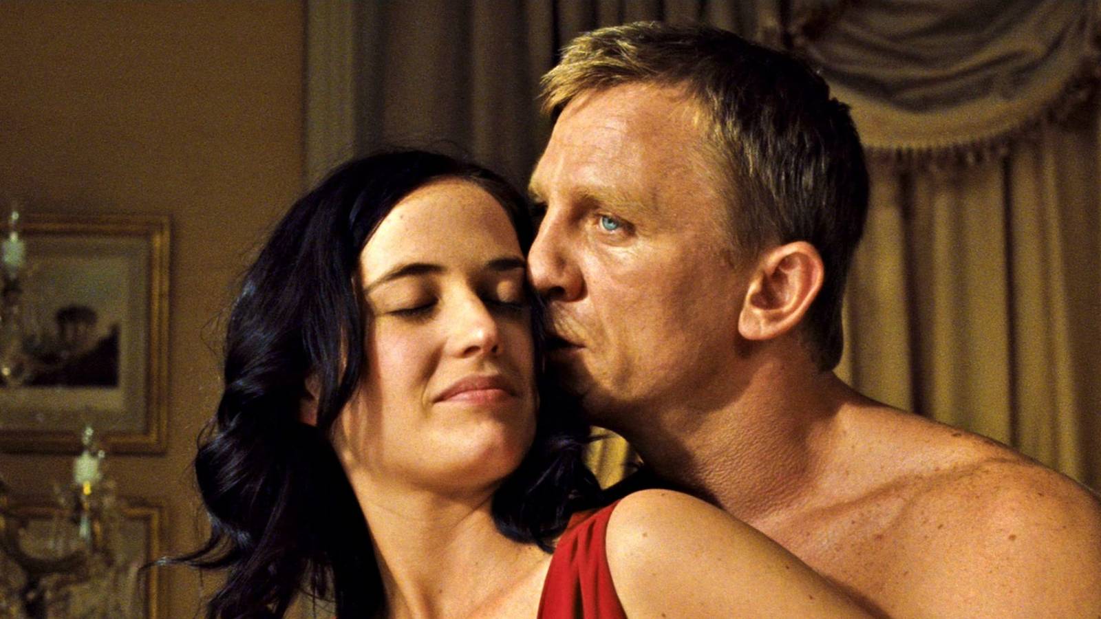 Bond and Vesper, played by Daniel Craig and Eva Green, embrace in Casino Royale.