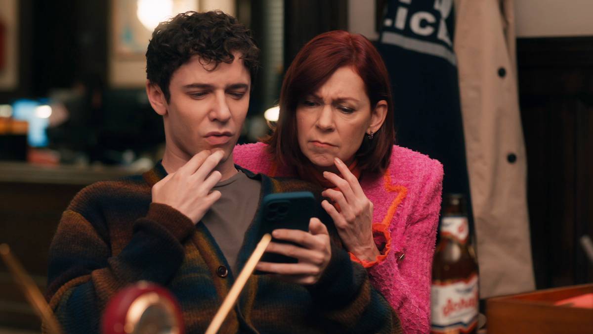 We've Been Waiting for the Teddy Reveal”: Ben Levi Ross Explains What His  Character Brings to 'Elsbeth'