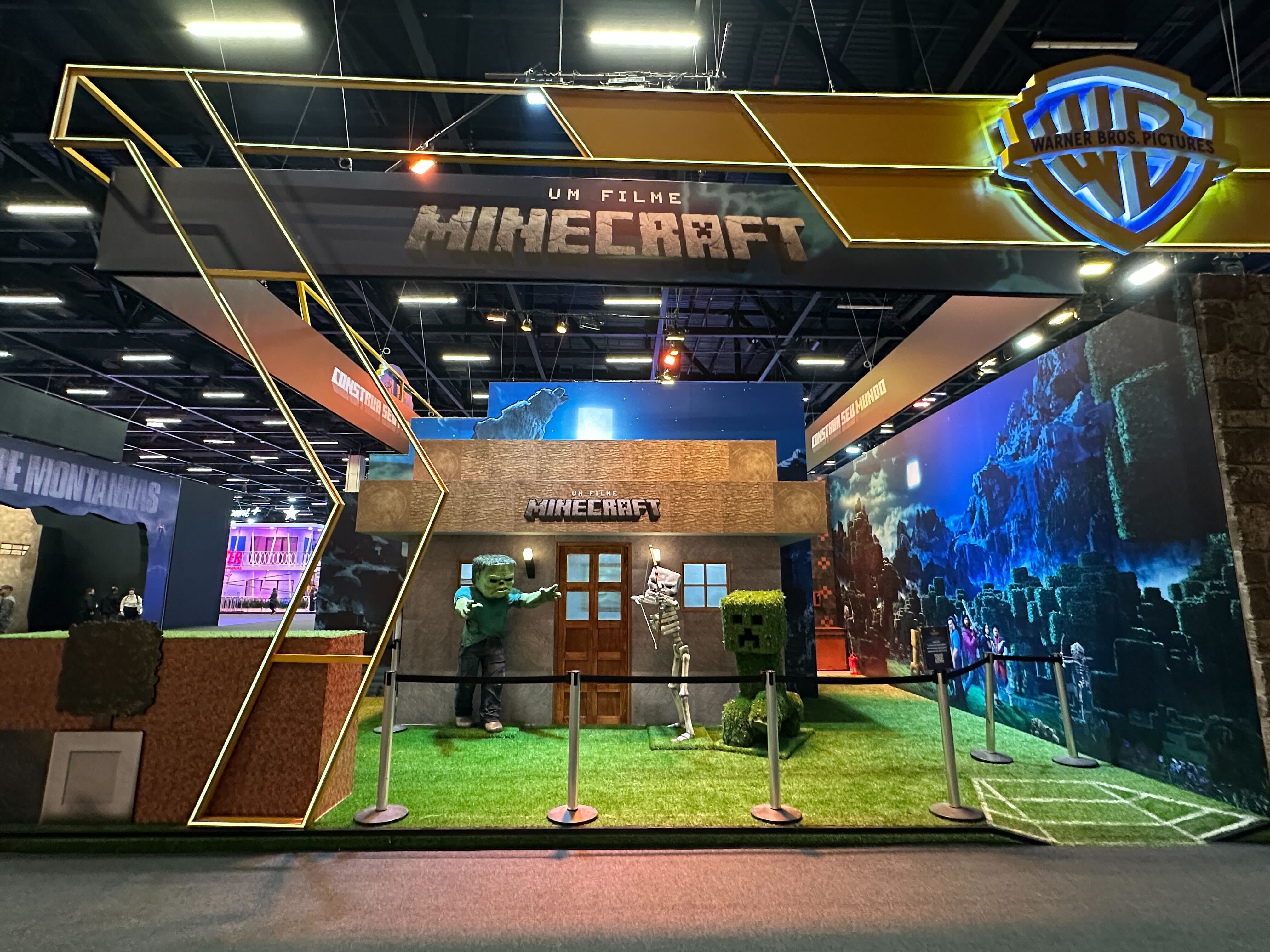 CCXP's Immersive 'A Minecraft Movie' Display Invites You Into a Magical ...
