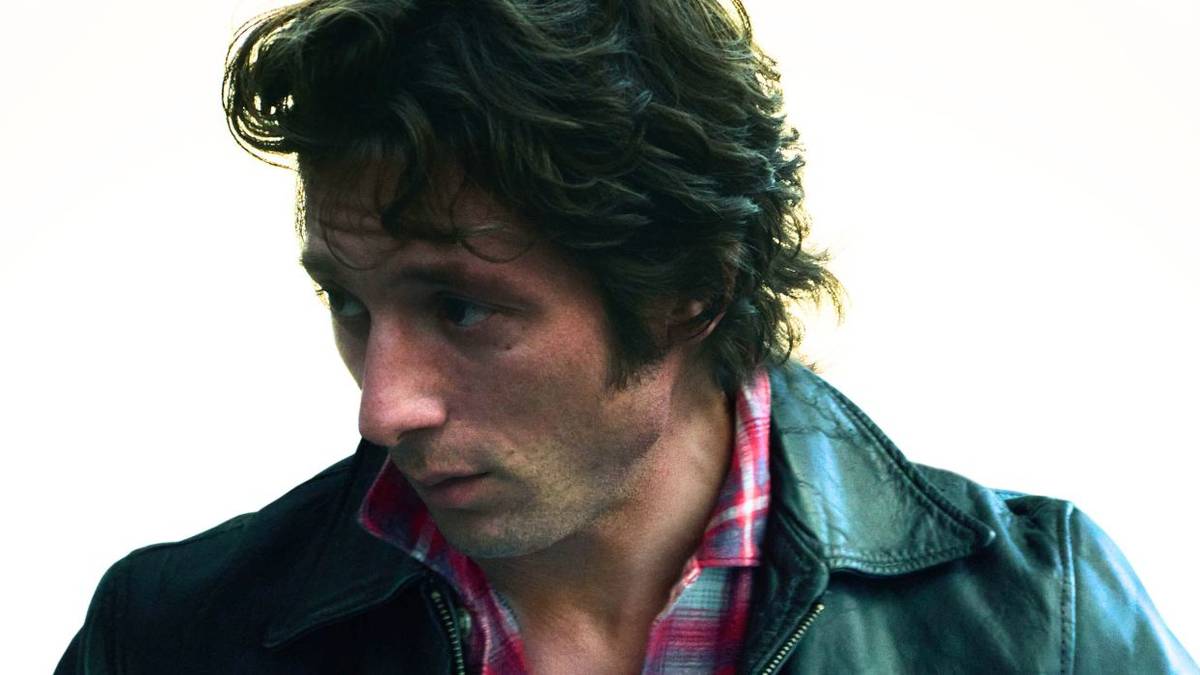 Jeremy Allen White as Bruce Springsteen in a first look photo from Deliver Me From Nowhere.