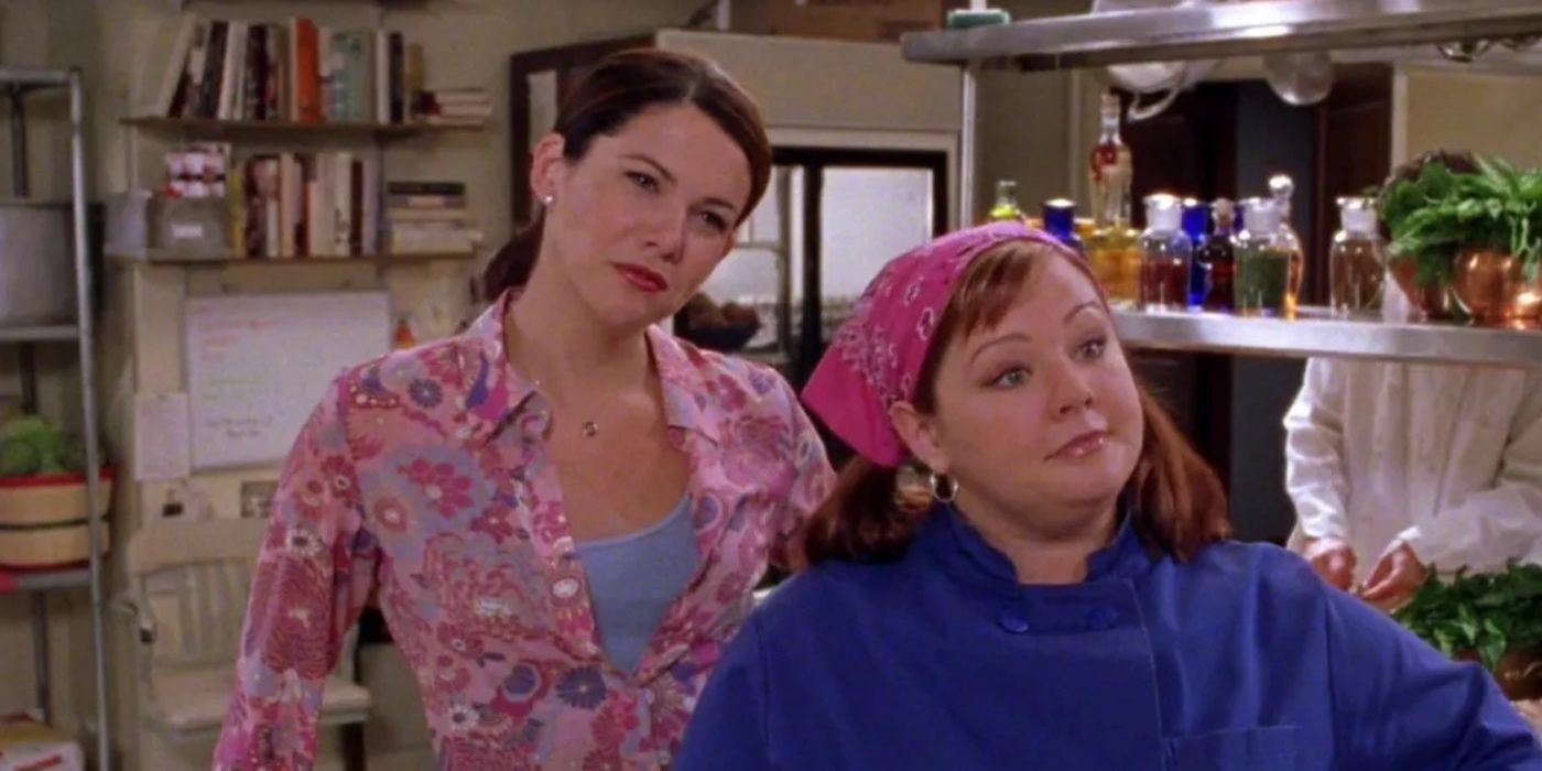 Melissa McCarthy as Sookie and Lauren Graham as Lorelai in 'Gilmore Girls'