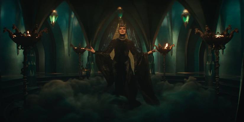 Gal Gadot as the Evil Queen in Snow White.