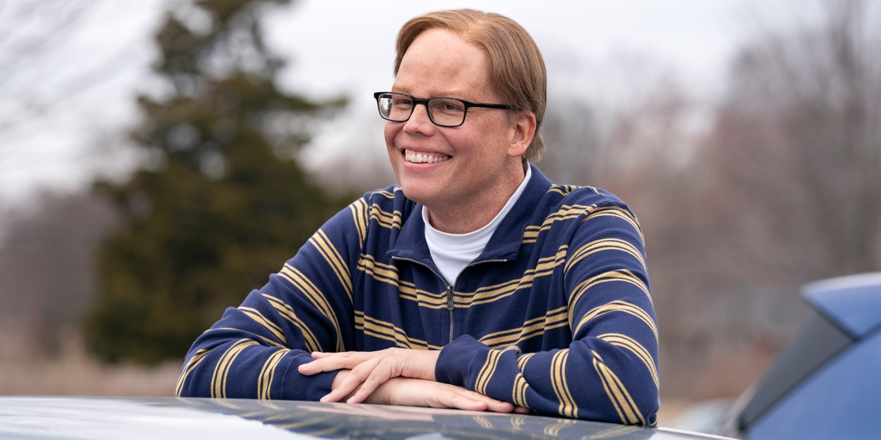 'Somebody Somewhere's Jeff Hiller Wins Best Supporting Actor in a Comedy Series | Emmys 2025