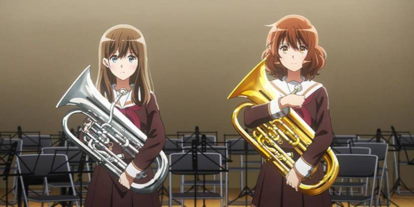 Mayu and Kumiko holding musical instruments in Sound! Euphonium.