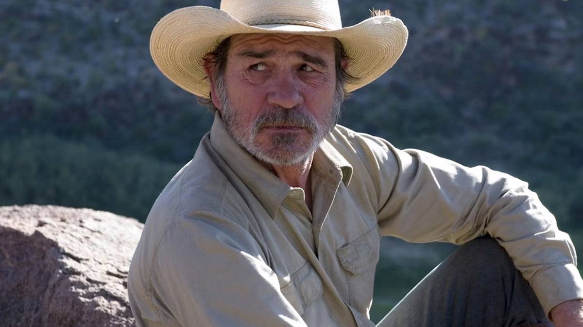 Tommy Lee Jones’ Hidden Gem Neo-Western Crime Thriller Is Everything ‘Yellowstone’ Isn’t Tommy Lee Jones’ Hidden Gem Neo-Western Crime Thriller Is Everything ‘Yellowstone’ Isn’t