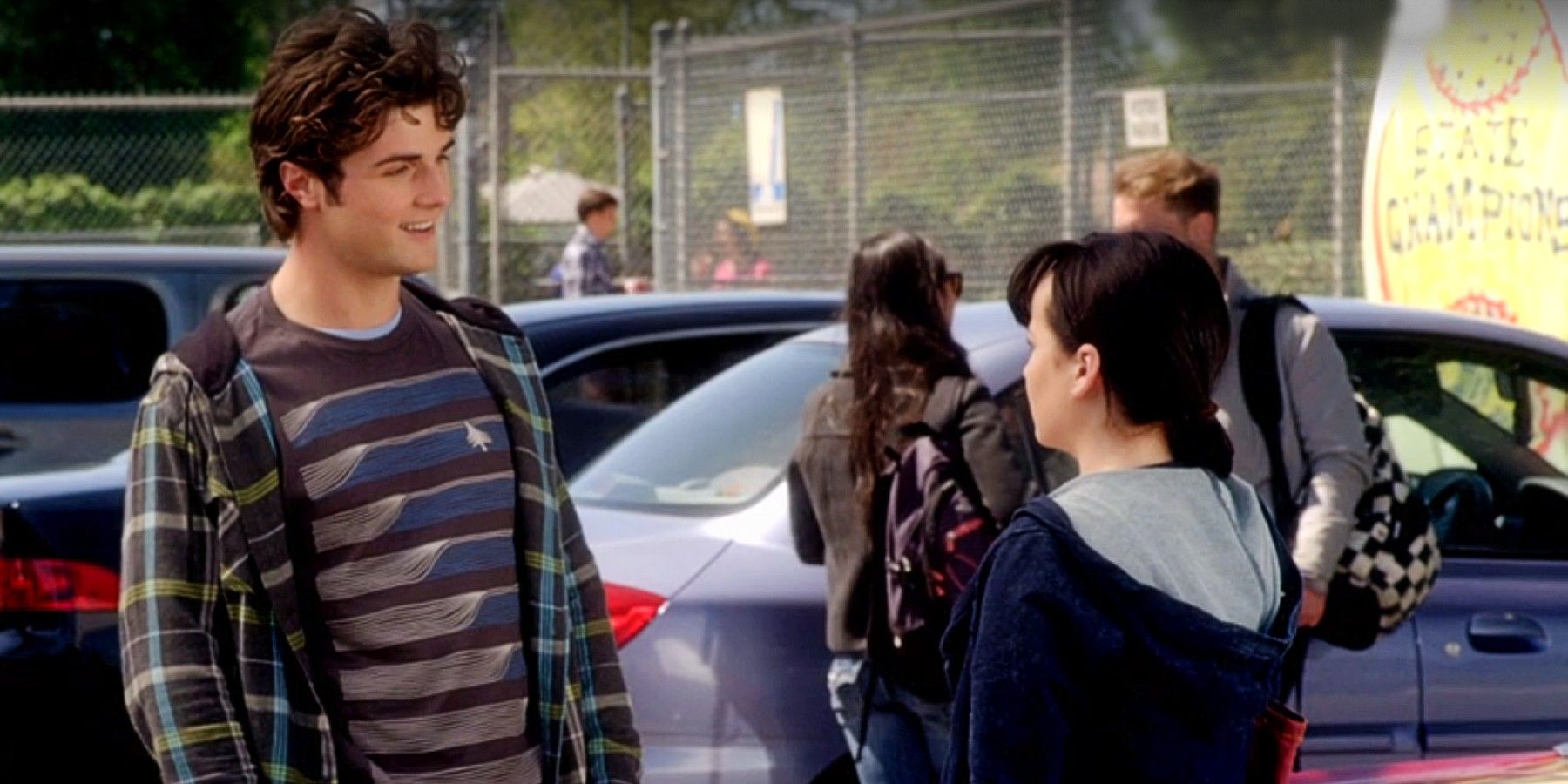 If You Like 'XO, Kitty,' Watch This Messy Teen Comedy Series