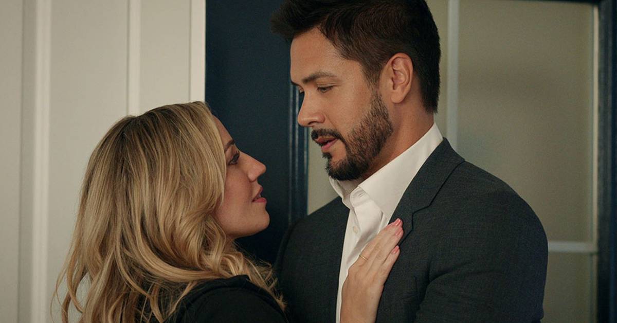 The Fate of 'Virgin River' Has Been Decided as Replacement Series Climbs  Netflix Streaming Charts