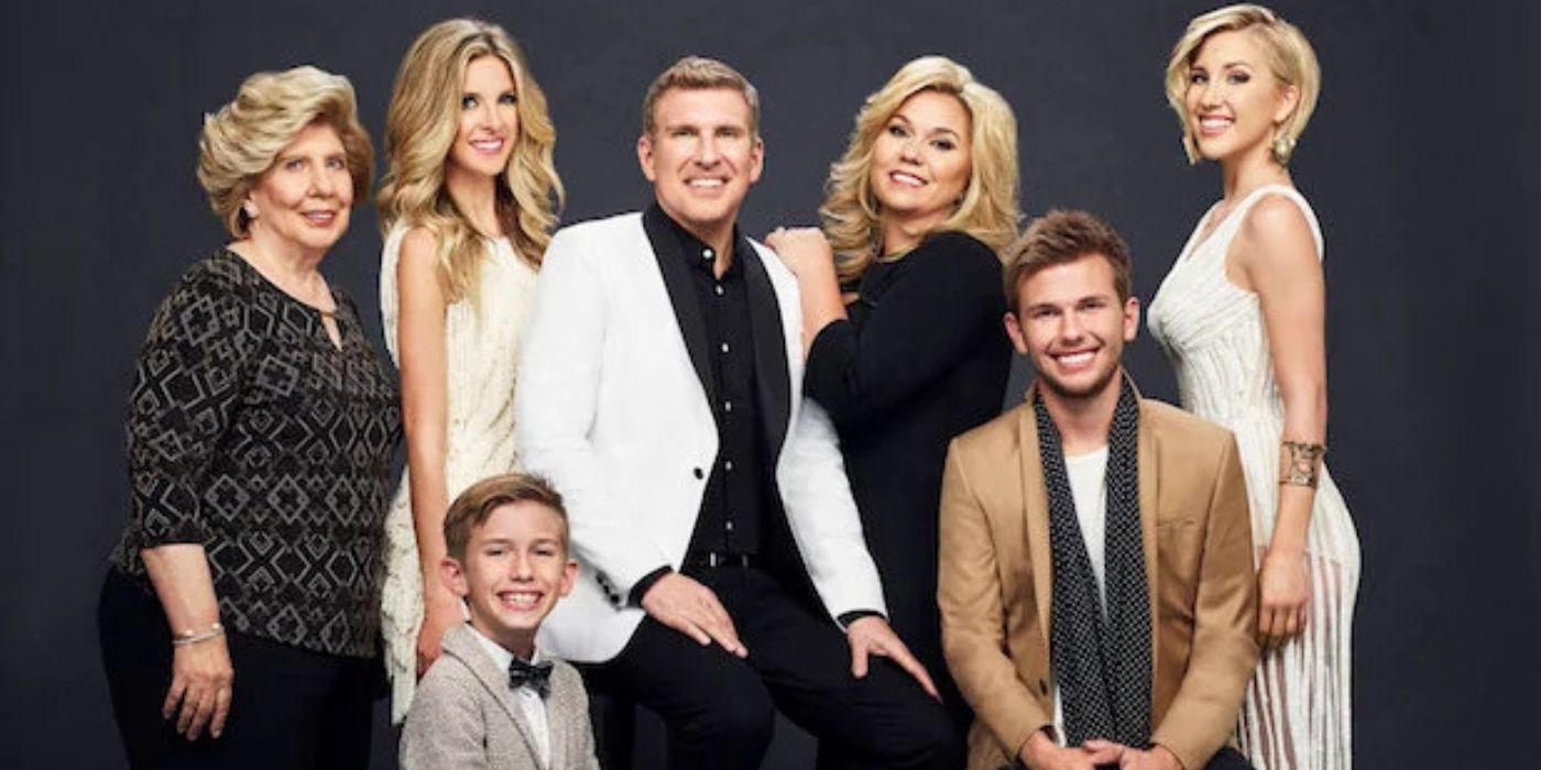 The Chrisley family poses for promo photo for &lsquo;Growing Up Chrisley.'