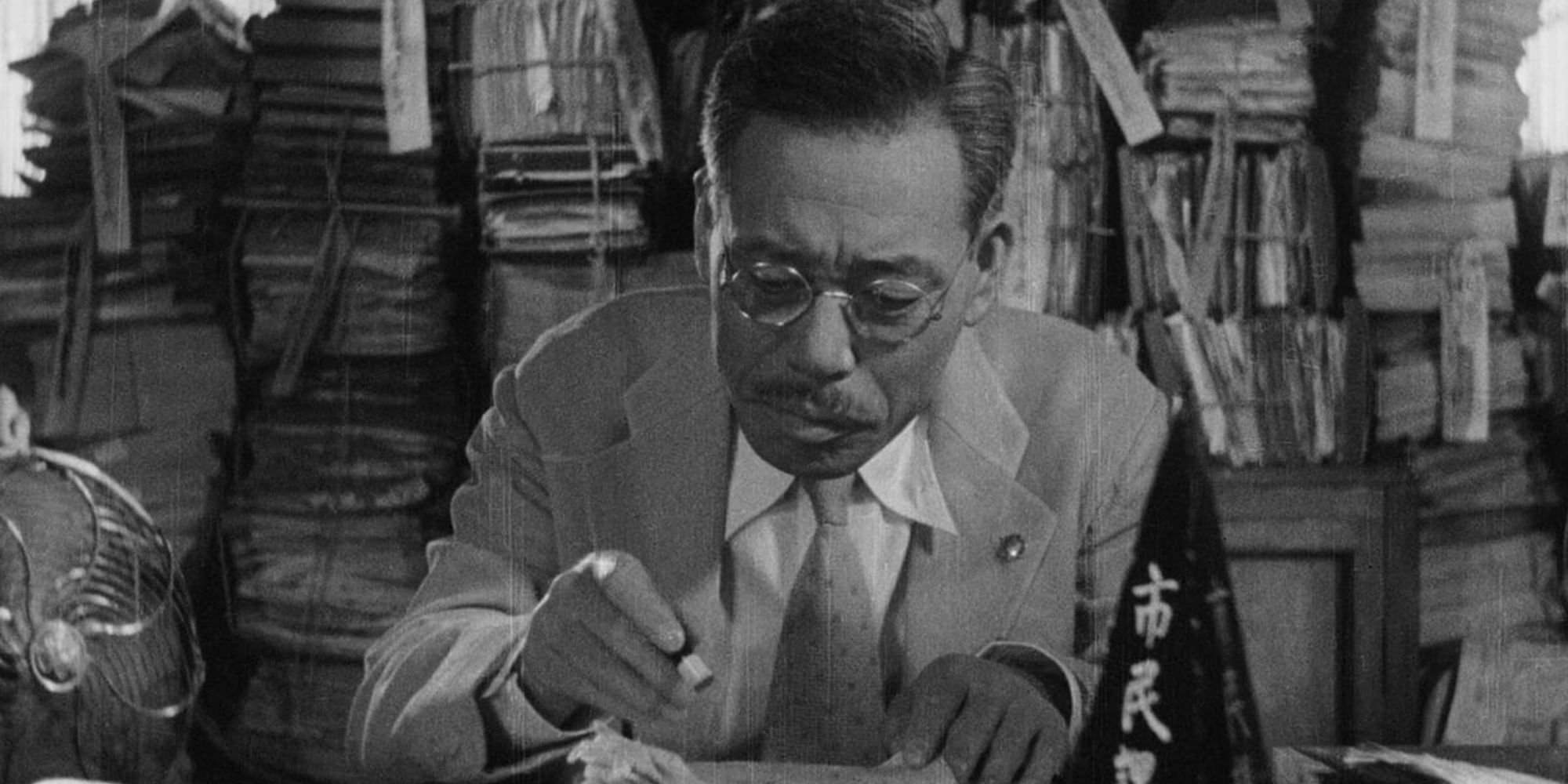 Akira Kurosawa&rsquo;s Ikiru (1952) starring Takashi Shimura