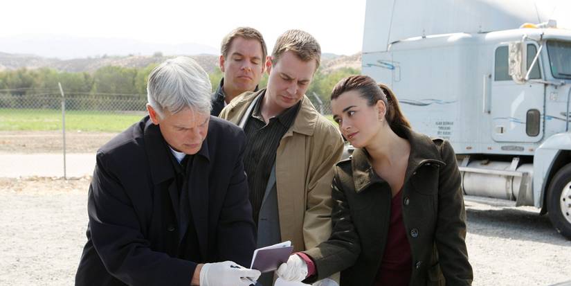 Leroy Jethro Gibbs (Mark Harmon), Tony DiNozzo (Michael Weatherly), Tim McGee (Sean Murray), and Ziva David (Cote de Pablo) looking at evidence in NCIS