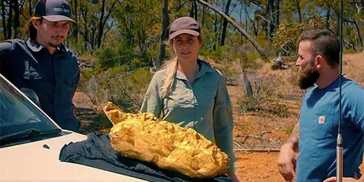 Here's What 'Gold Rush's Parker Schnabel Splurges His Gold Mining Millions On