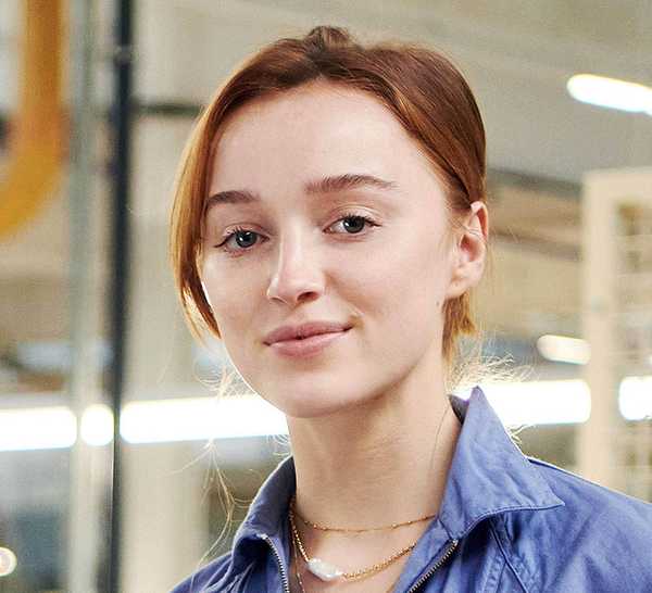 Phoebe Dynevor image from the colour room