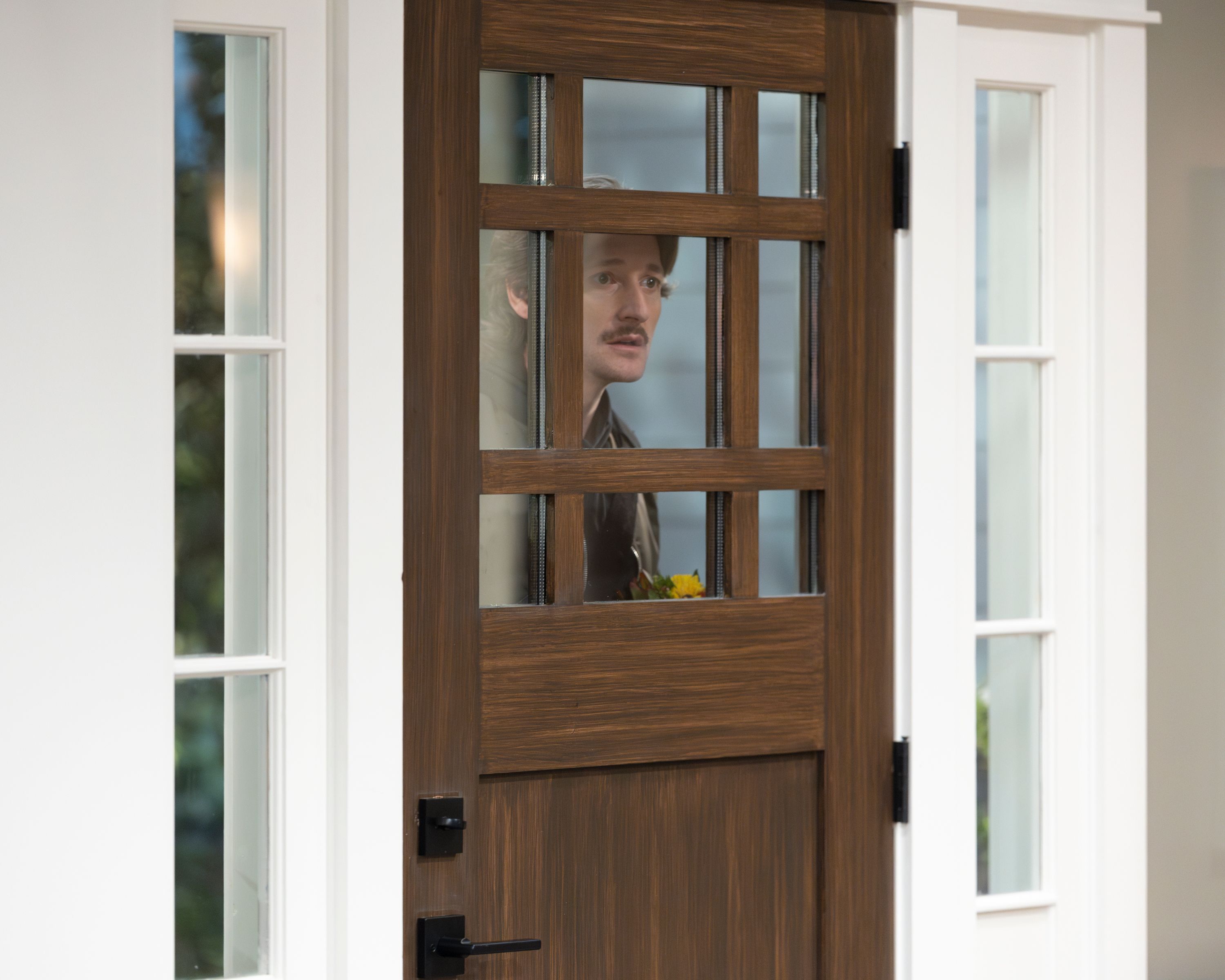 Meet Riley's Estranged Husband in New 'Shifting Gears' Images