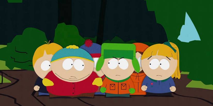 Kyle looking at Cartman angrily with other kids around on South Park.