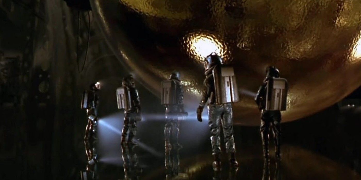 'Jurassic Park' Creator's Underrated Sci-Fi Blockbuster Is Now ...