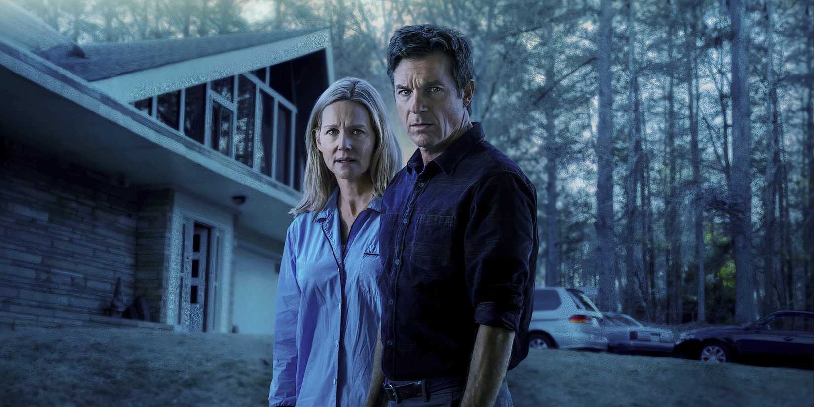 Marty and Wendy Byrde standing outside in Ozark. 
