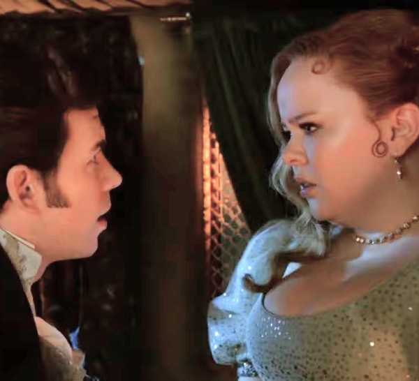 Colin tells his feelings to Penelope in her carriage in Bridgerton.