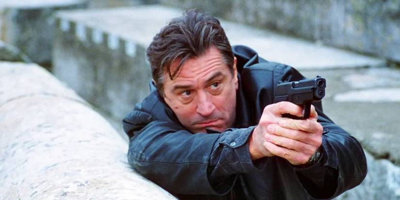 Robert De Niro's Sam gets caught in a firefight during 'Ronin'