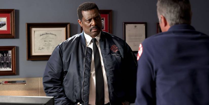 Not Everybody Wants That”: 'Chicago Fire's Eamonn Walker Teases Boden's  Reaction To Herrmann's Hesitance To Become Chief