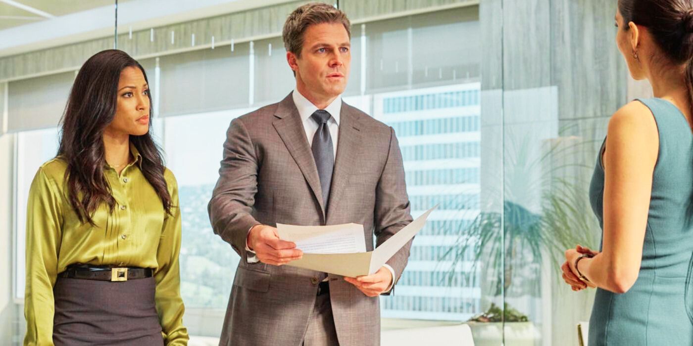 Stephen Amell and Lex Scott Davis in Suits LA Episode 4