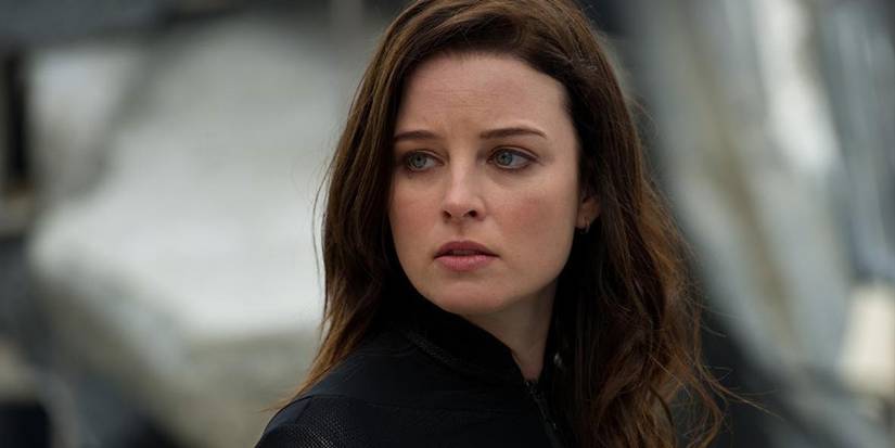 Rachel Nichols como Kiera Cameron em Continuum
