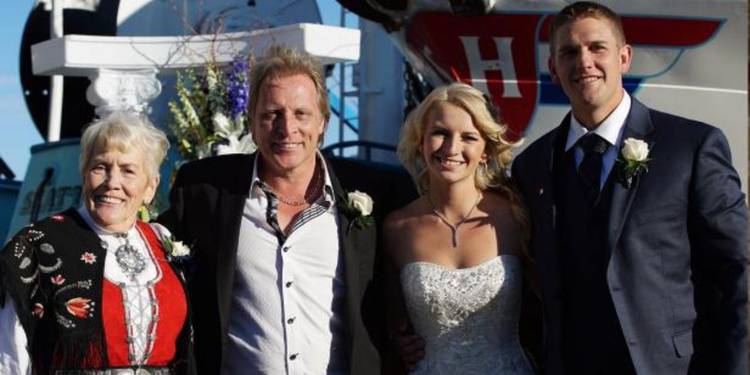 Mandy Hansen gets married on 'Deadliest Catch.'