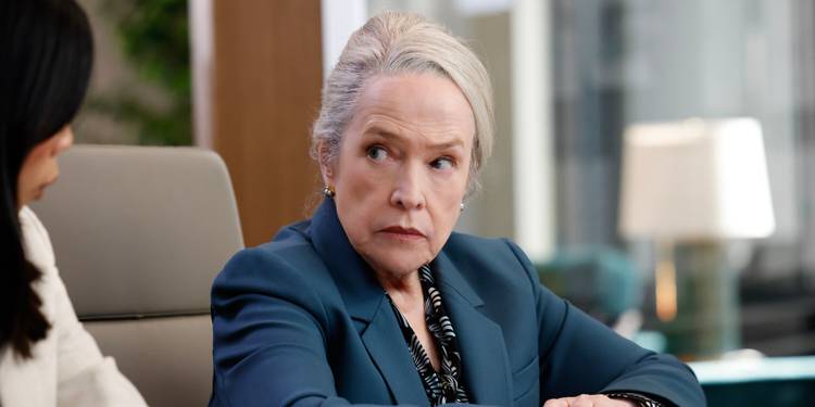 Kathy Bates in Matlock Episode 14