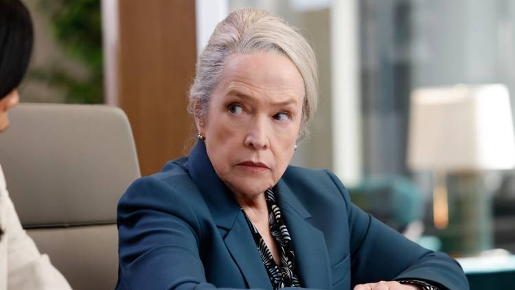 Kathy Bates in Matlock Episode 14