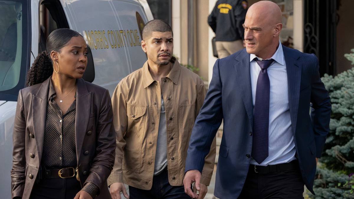 Reyes Heads Undercover in New 'Law & Order: Organized Crime' Season 5 ...