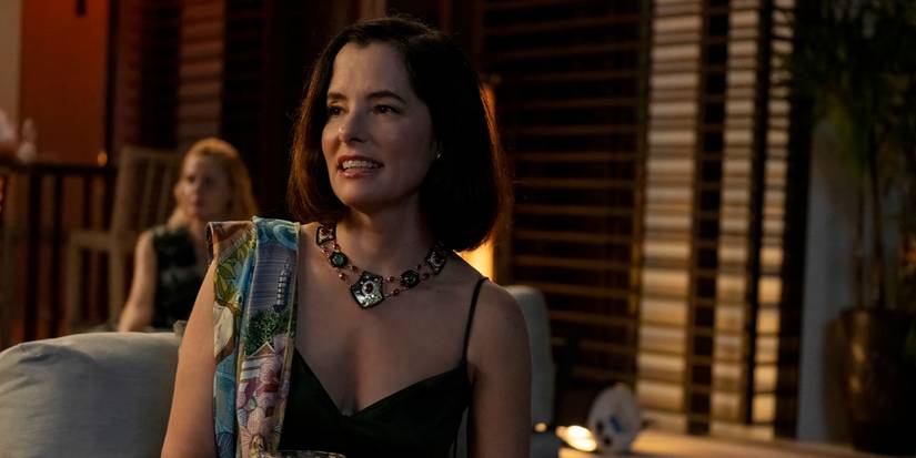 Parker Posey as Victoria in The White Lotus Season 3, Episode 7.