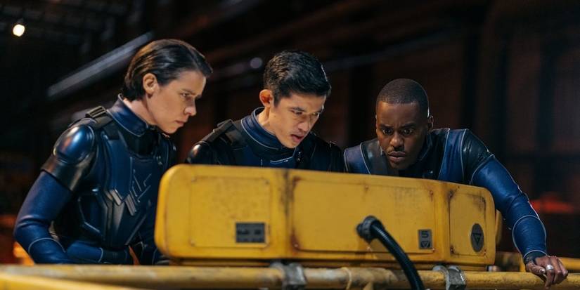 Ncuti Gatwa, Christopher Chung, and Caoilfhionn Dunne in Doctor Who Season 2, Episode 3.