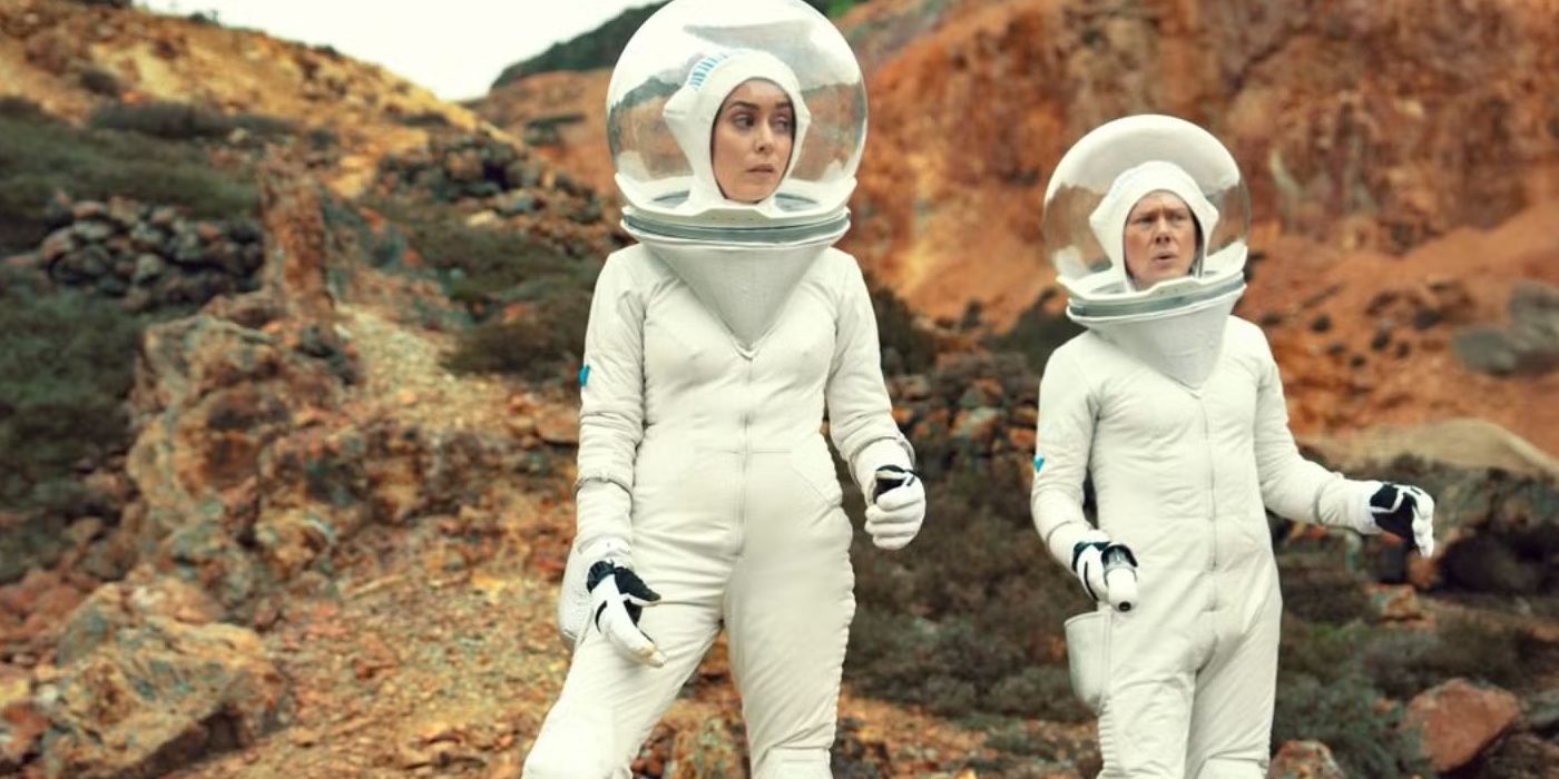 nanette-and-walton-searching-for-the-untagged-players-in-infinity-black-mirror-season-7 5 Netflix Sci-Fi Shows With No Bad Seasons, Ranked