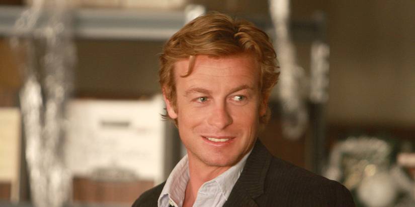 Simon Baker as Patrick Jane smiling in The Mentalist.