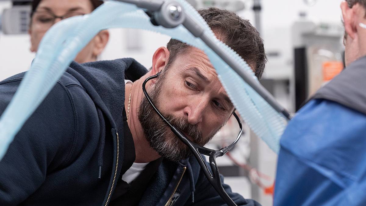 Very Full Circle”: Former ER-Nurse Reveals How He Landed a Role on 'The Pitt '