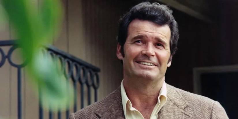 Jim Rockford smiles in The Rockford Files.
