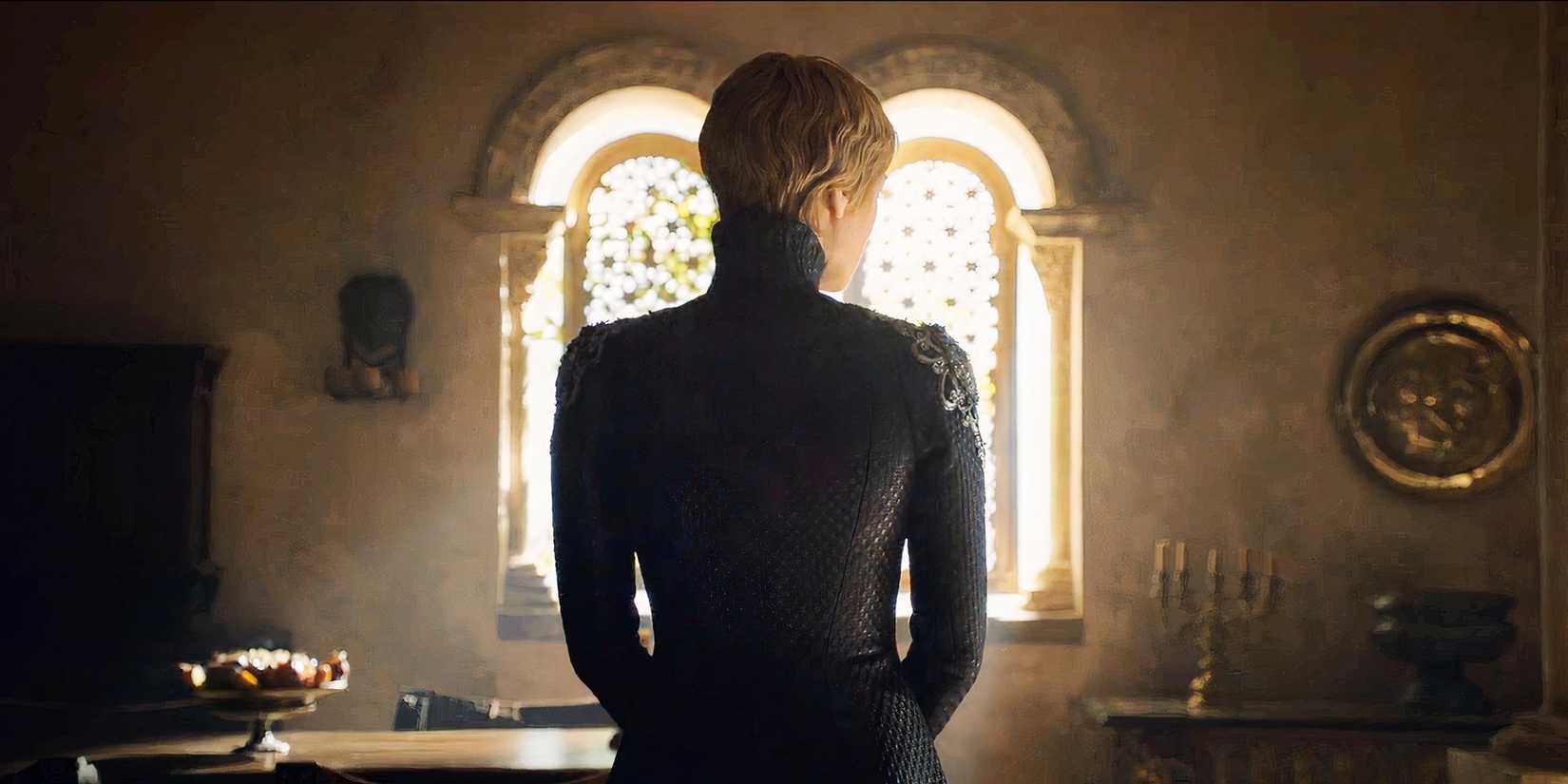 Cersei Lannister stands with her back facing audiences in The Winds Of Winter episode of Game of Thrones.