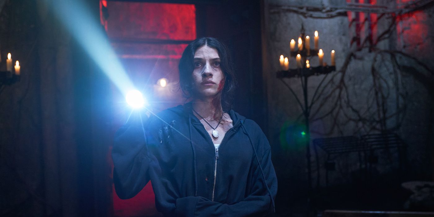Ella Rubin as Clover in Until Dawn
