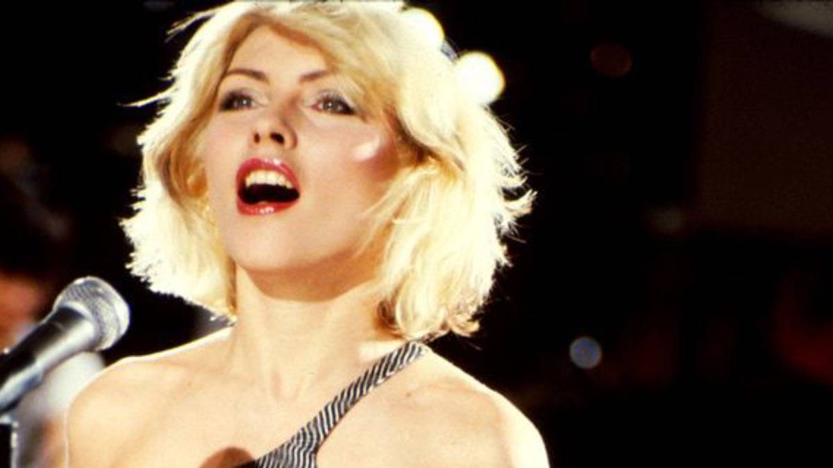 Before “Heart of Glass”, This 1975 Blondie Demo Predicted Their Disco Takeover