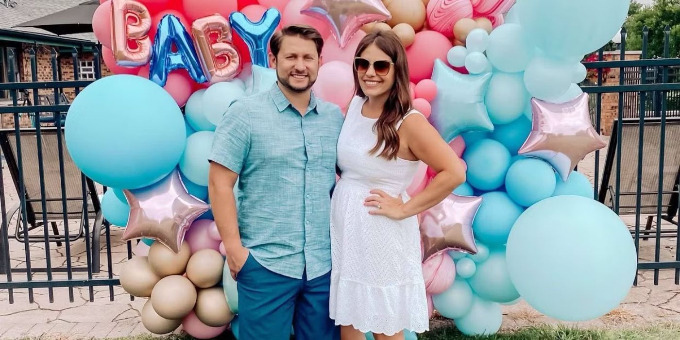 Ashley Petta e Anthony D'Amico de casados ​​à primeira vista na festa de revelação de gênero do bebê.