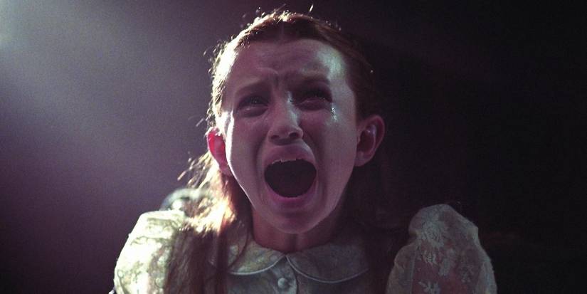 Emily Browning as Katie Harwood screaming and crying in Ghost Ship