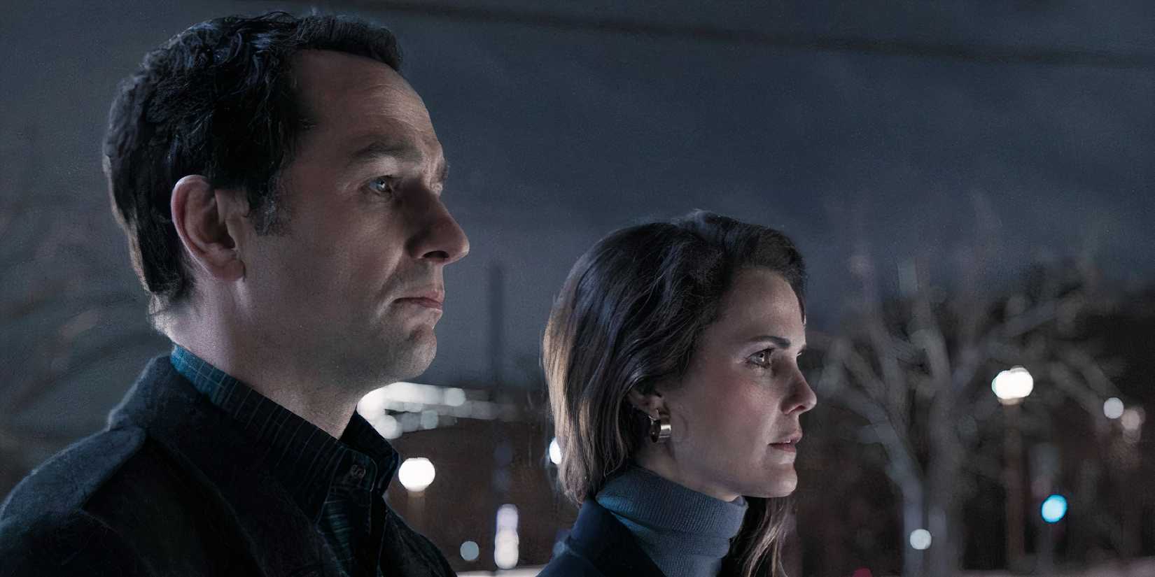 Keri Russell and Matthew Rhys in The Americans season 6, episode 10, "TO START" (2018).