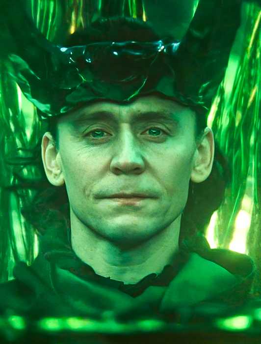 Chris Hemsworth Sets Official MCU Return With New 'Avengers: Doomsday ...