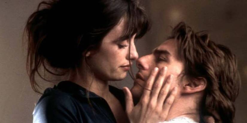 Penélope Cruz as Sofia and Tom Cruise as David in Vanilla Sky