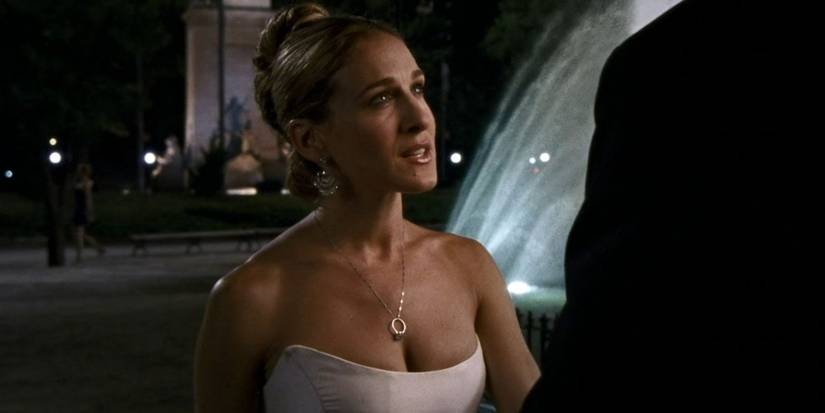 Carrie wears her engagement ring around her neck in Sex and the City.